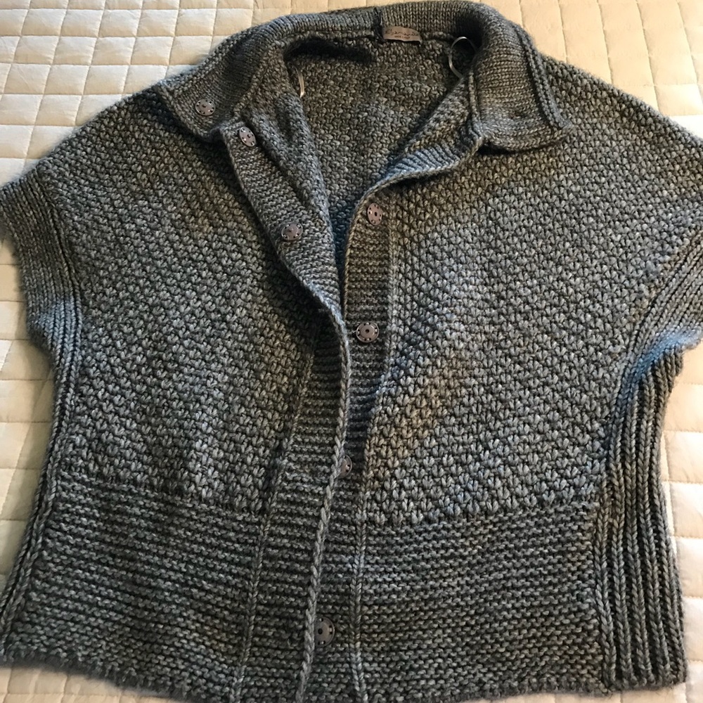 Elsamanda brand chunky shrug